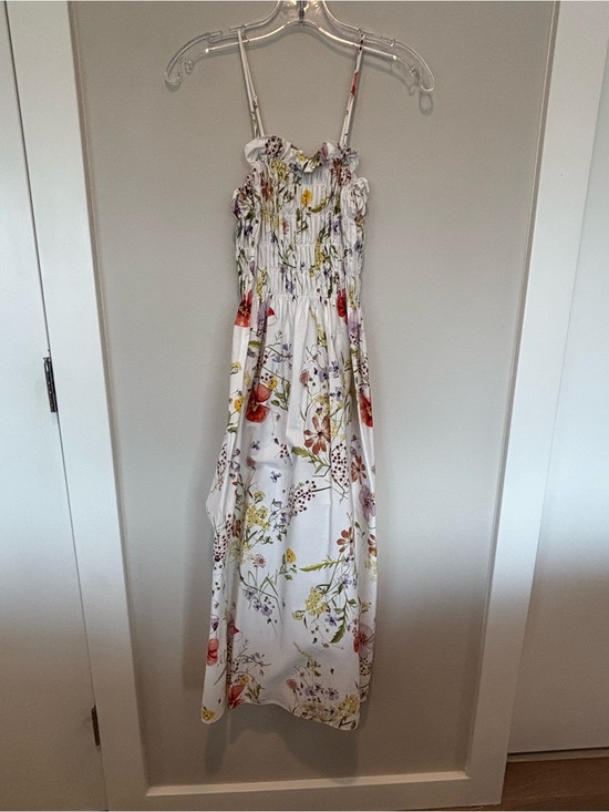 H&M Dresses & Skirts - H&M White Floral Elastic-Waist Maxi Skirt